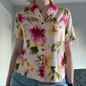 NWT Caribbean Joe Floral Button Up